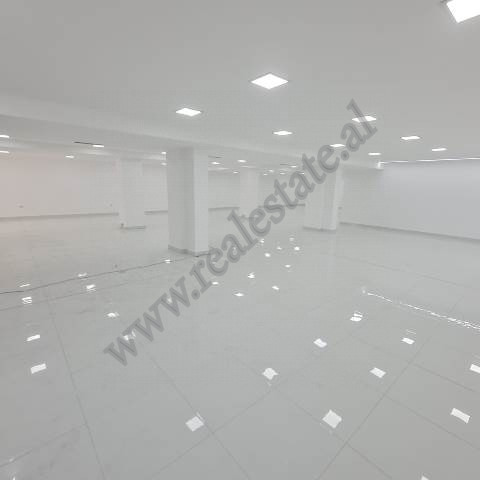 Store space for rent in Komuna e Parisit area in Tirana, Albania